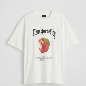 New York apple oversized T-Shirt (H&M)